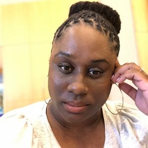 Meet your Posher, Brittney